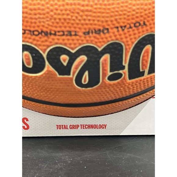 Wilson NCAA Silver Series 29.5" Basketball Street Shot- *NEW* - Picture 12 of 15